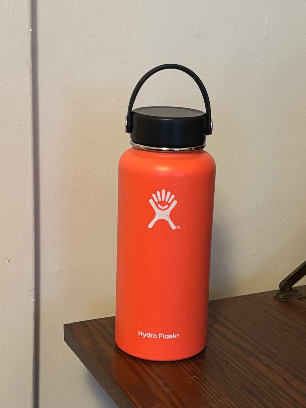 Hydro Flask 32 oz. Water Bottle - Coral Red with Black Lid